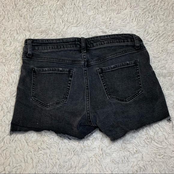 JBD Dark Wash Denim Shorts Mid-rise Distressed leg - Picture 3 of 3